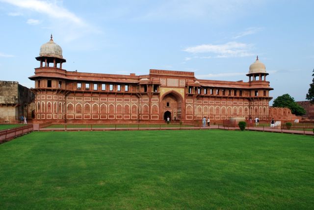Picture 3 of things to do in Agra city