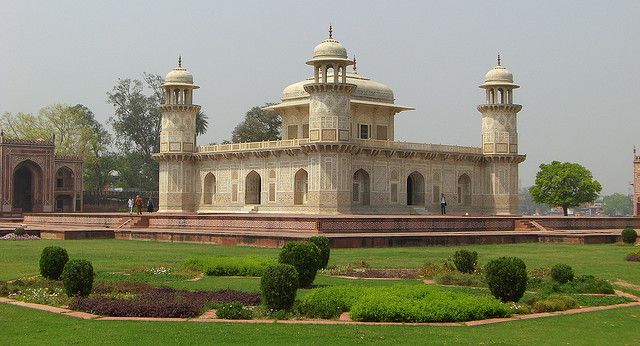 Picture 4 of things to do in Agra city