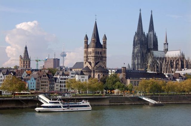 Picture 1 of things to do in Cologne city