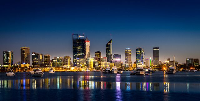Picture 4 of Perth city