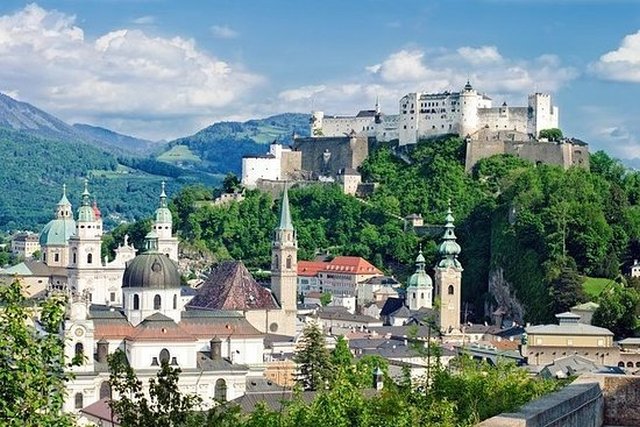 Iconic Picture of Salzburg city
