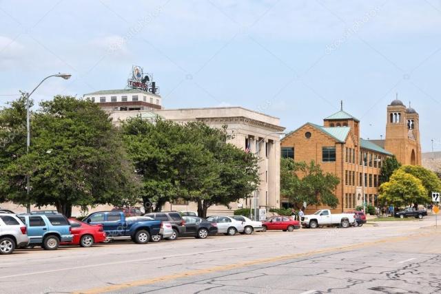 Picture 2 of Topeka city